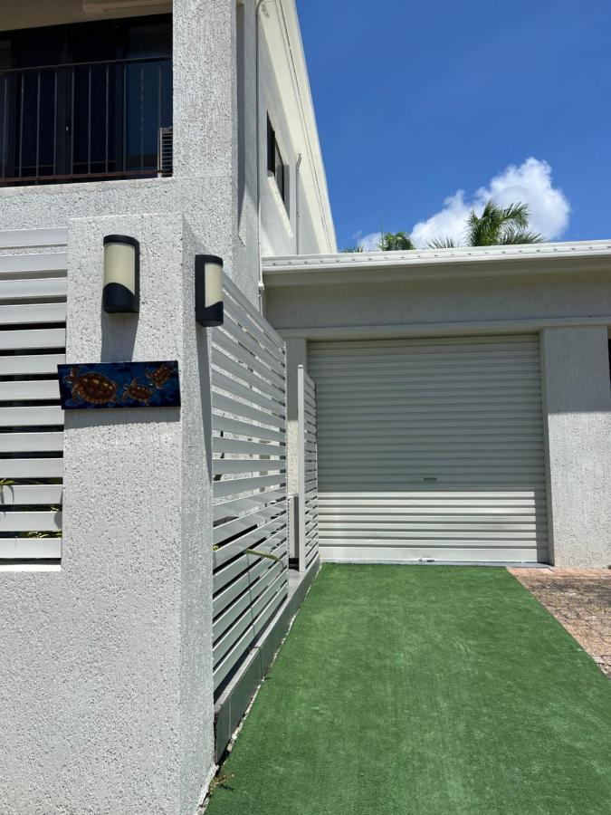 Seaturtle Apartment Clifton Beach Exterior photo